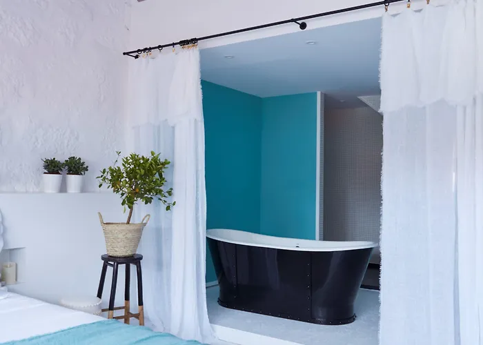 מלון Cocorico Luxury House -