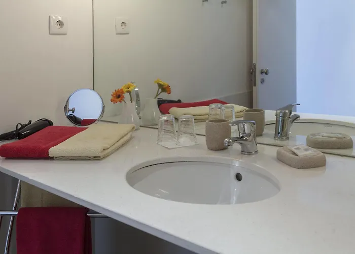 Cocorico Luxury House - 4* 포르투